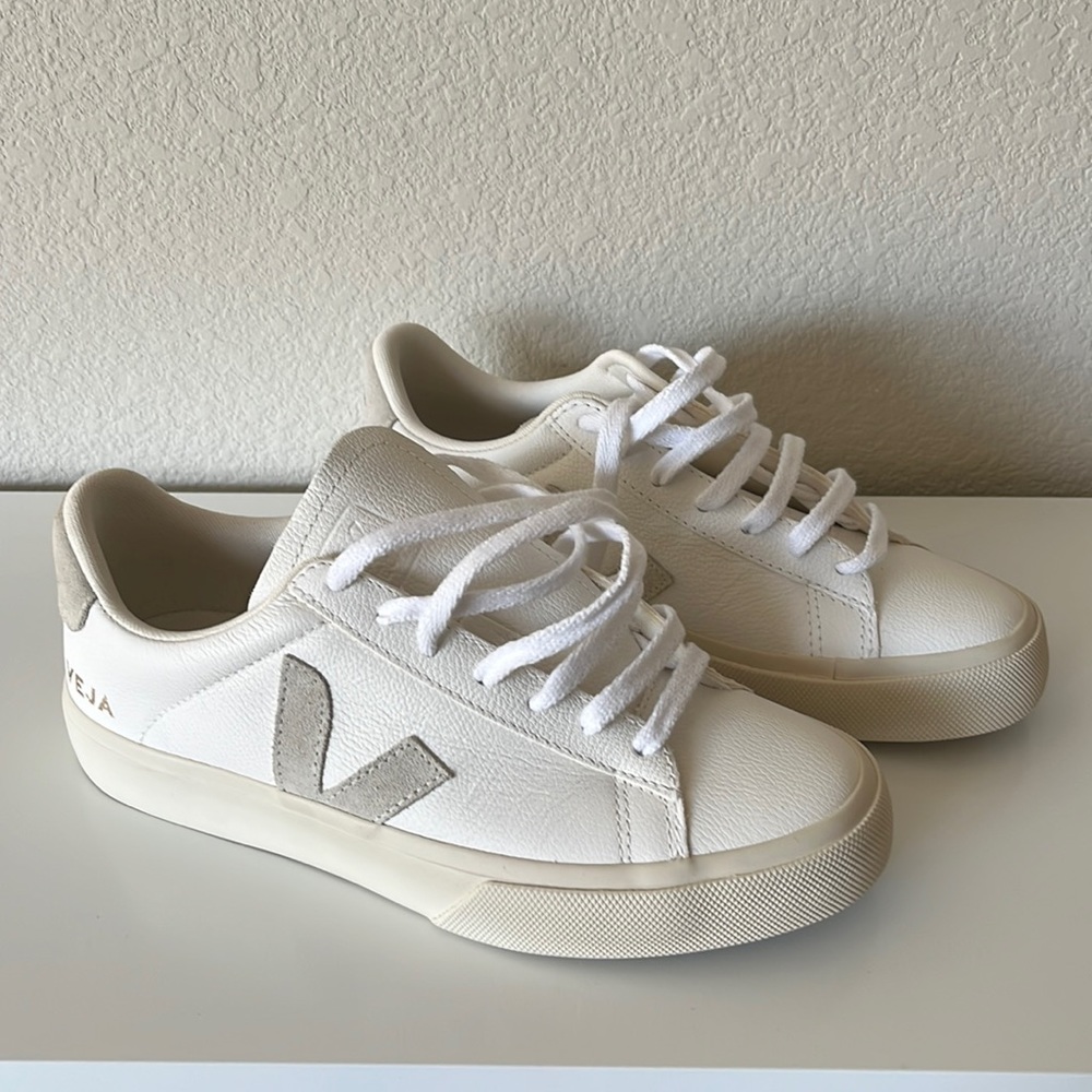 Veja Campo Low Top Lace Up Sneakers, never worn, out of box, size 38 (US 7)